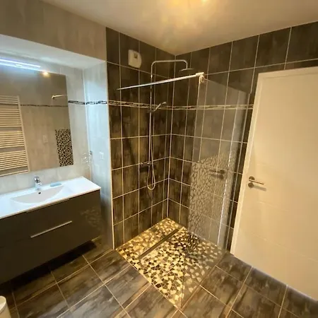 Rooftop Pour 4 Personnes Апартаменты